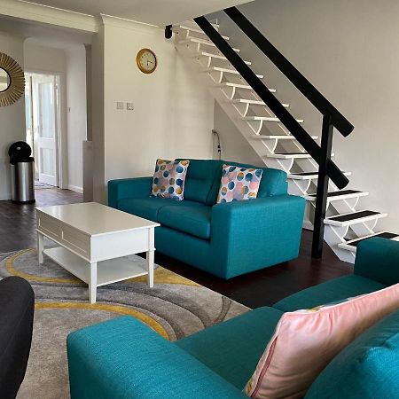 Four Seasons By The Sea Villa Peacehaven Bagian luar foto
