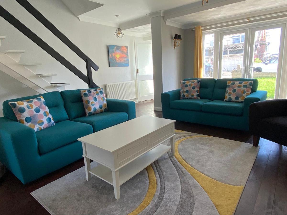 Four Seasons By The Sea Villa Peacehaven Bagian luar foto